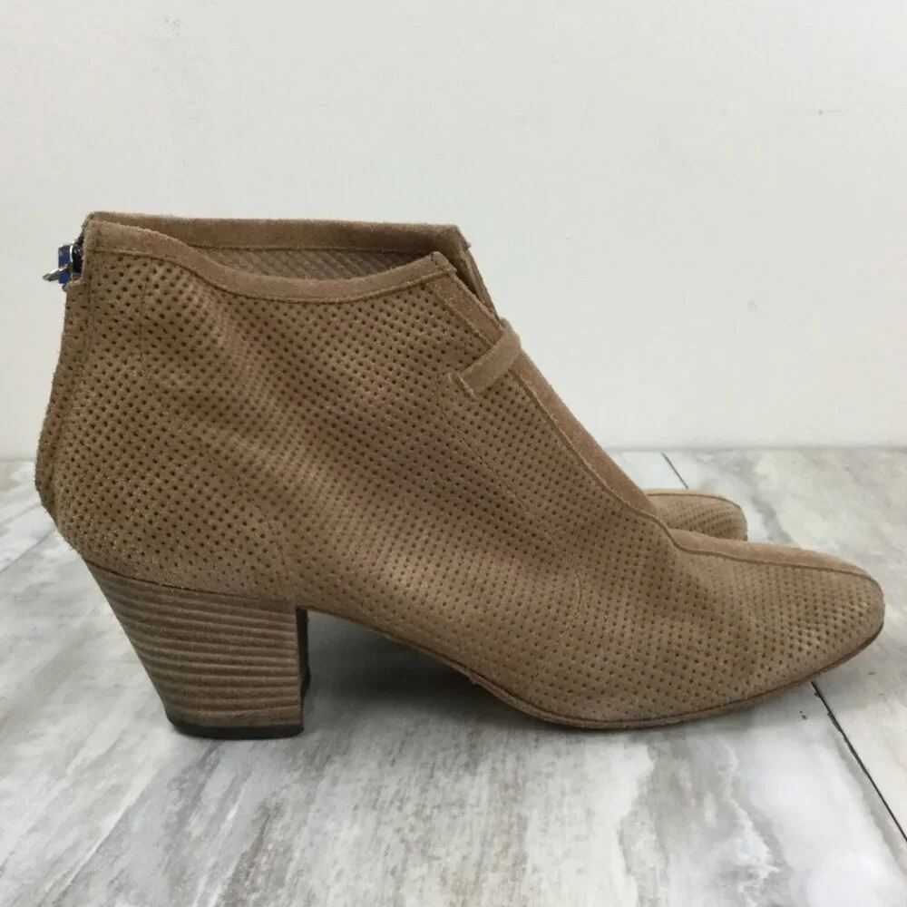 Aquatalia Tan Booties 8